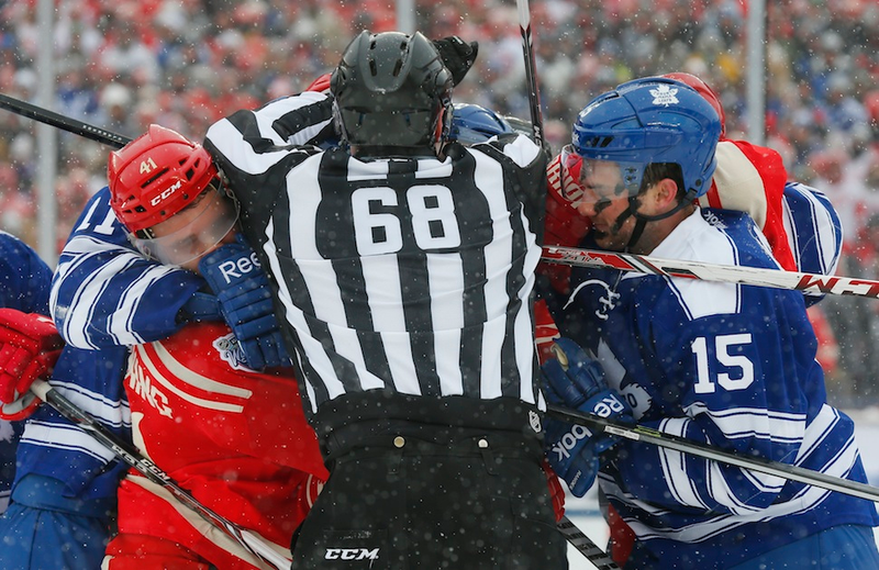 Illustration for article titled The Winter Classic Looks Awesome As Always